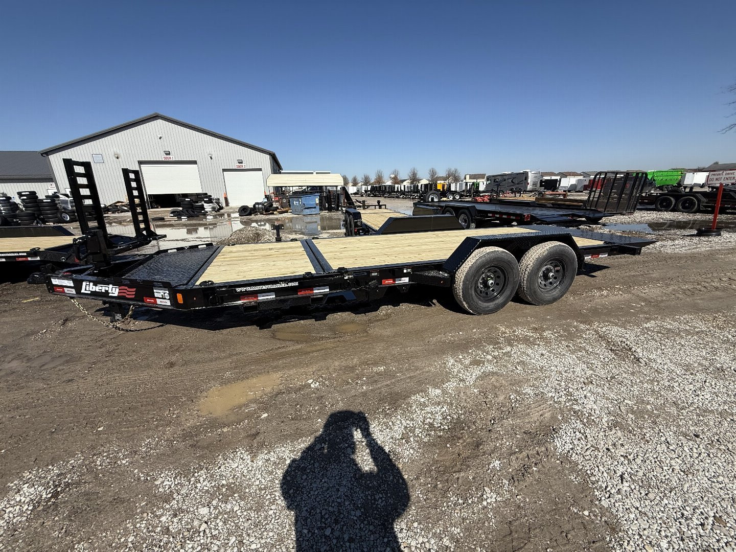New 2025 LIBERTY LT14K83X22SPB8WF Tilt Trailer 83X22 TA PARTIAL (GVW:14000) SIERRA VERDE