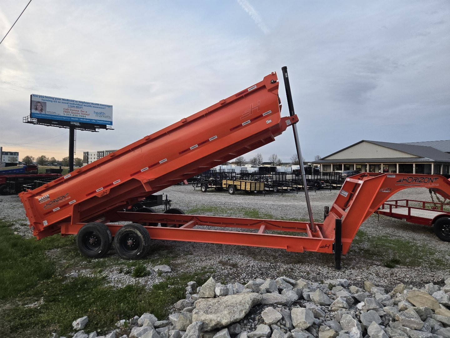 New 2024 HORIZON TRAILERS HZXGN-3X20 10K Dump Trailer 83X20 36" SIDES (GVW:22400) ORANGE