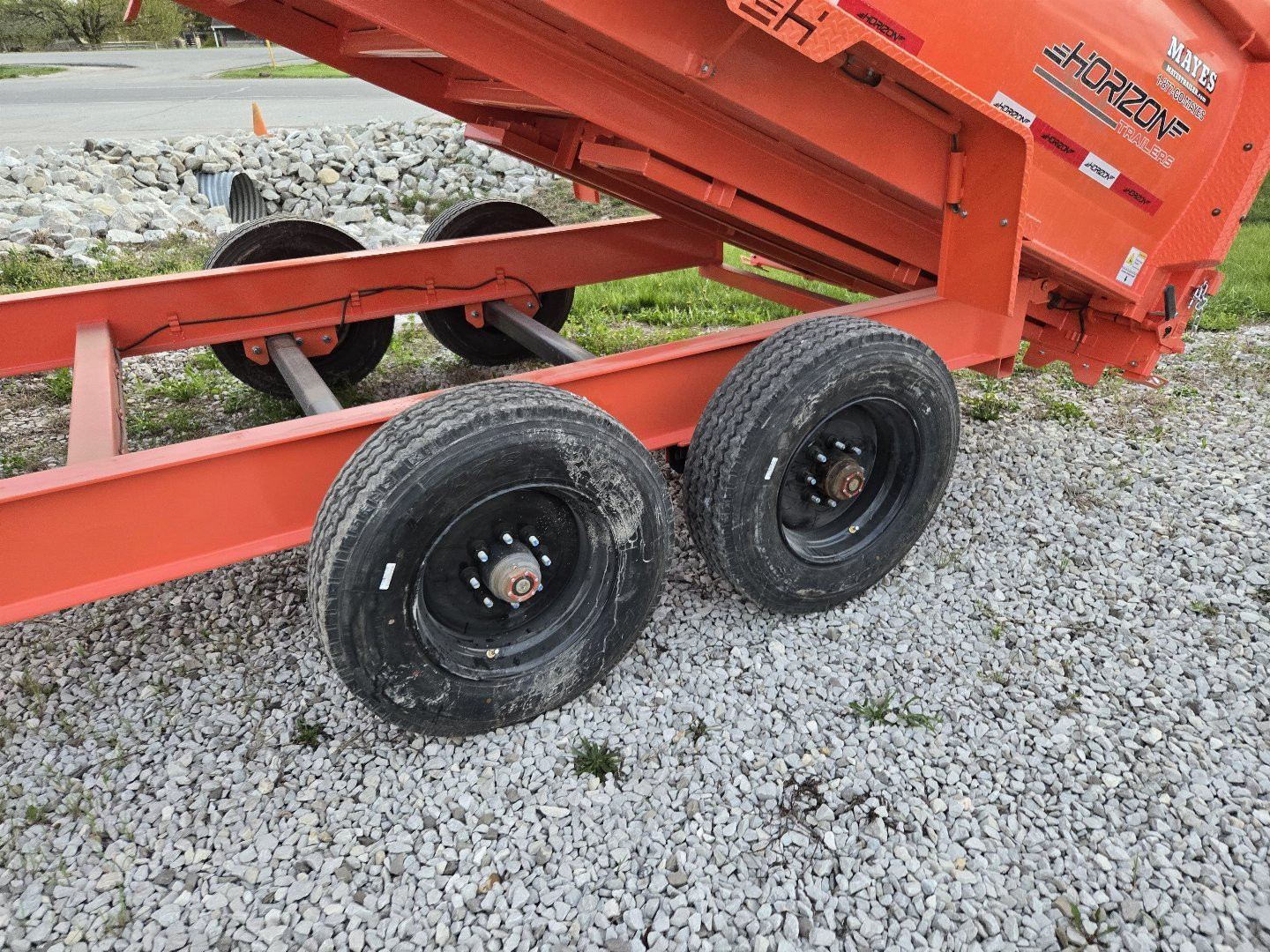 New 2024 HORIZON TRAILERS HZXGN-3X20 10K Dump Trailer 83X20 36" SIDES (GVW:22400) ORANGE