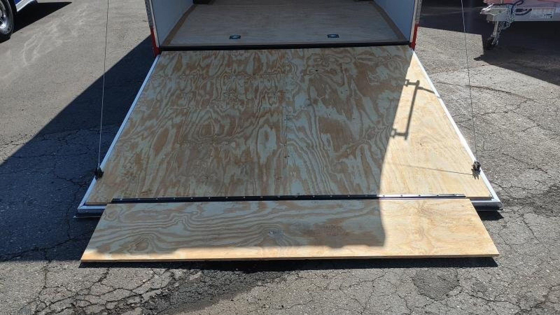 New 2022 United Trailers 10K Cargo / Enclosed Trailer