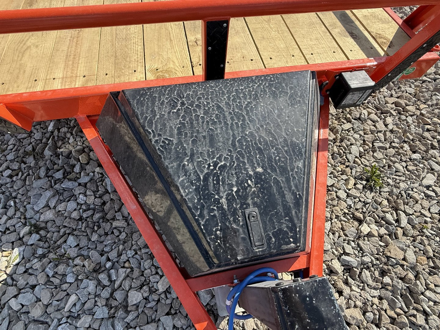 New 2025 RAWMAXX UTX1683BP7K Utility Trailer 83X16 TA (GVW:7000) ORANGE