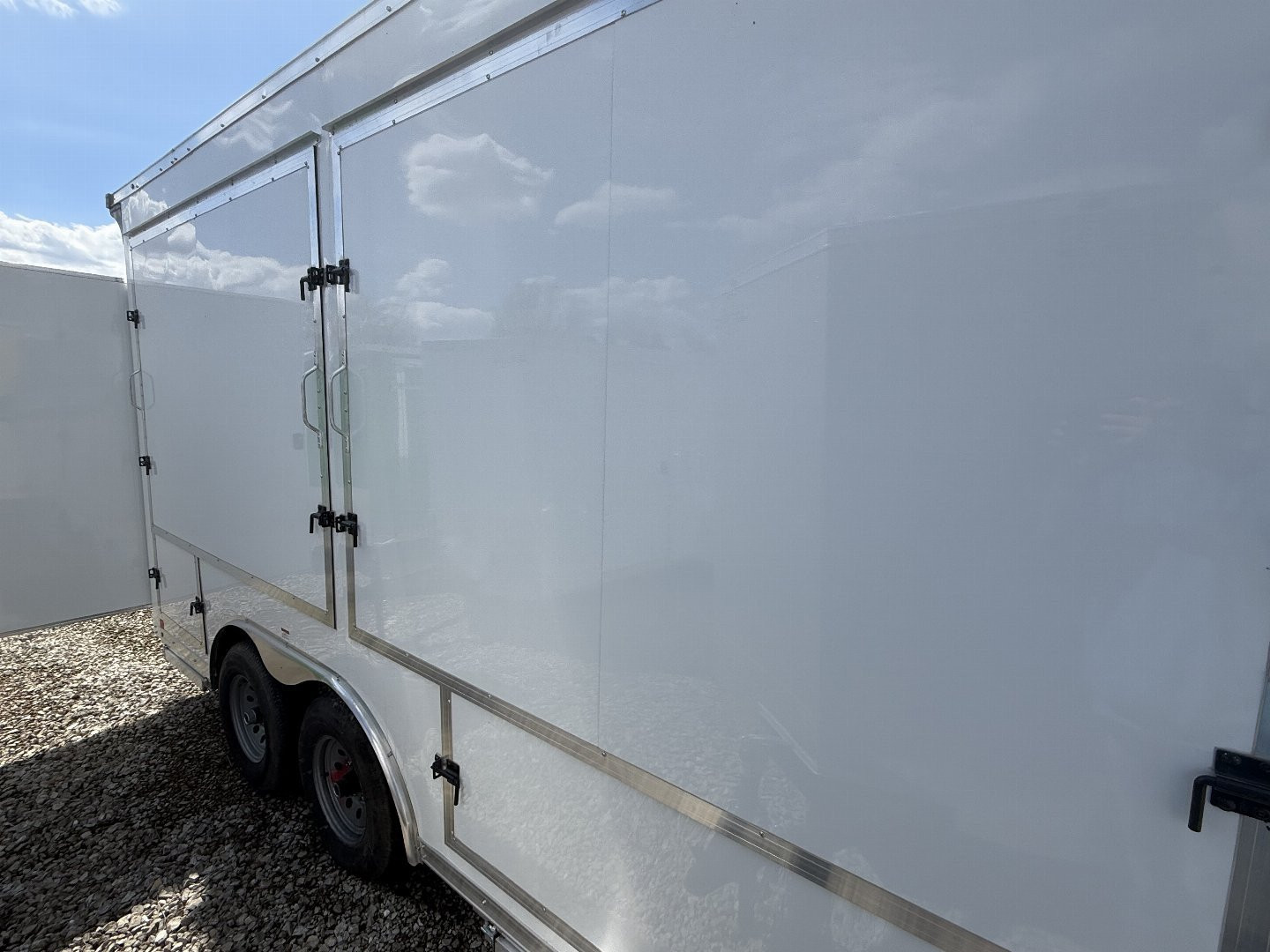 New 2025 RC Trailers MDLX8.5X16TA3 Cargo / Enclosed Trailer 102X16 TA RAMP DOOR (GVW:9990) WHITE