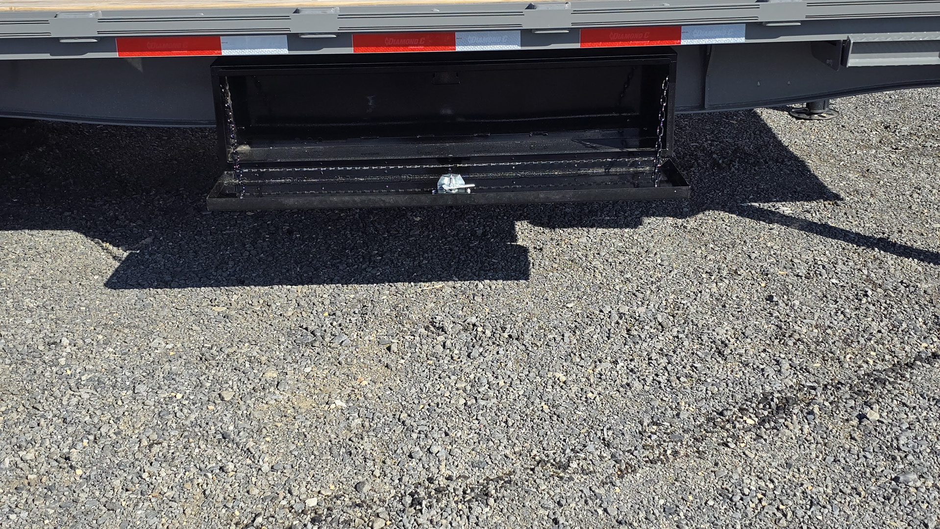 New 2025 Diamond C Trailers DET207 Deckover Tilt / 14.9k GVWR / 24'