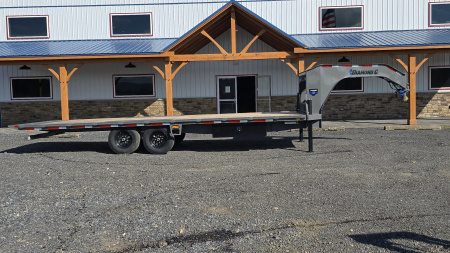 New 2025 Diamond C Trailers DET207 Deckover Tilt / 14.9k GVWR / 24'