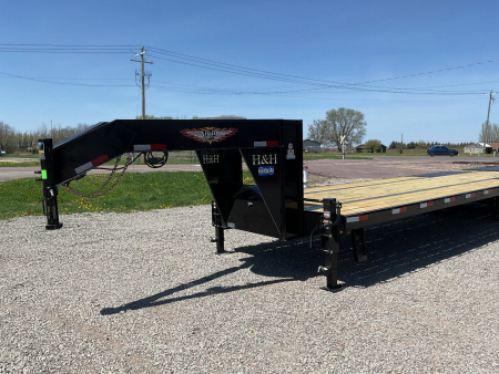 New 2025 H&H Trailers H25+5SDBCL-GN-225 Equipment Trailer