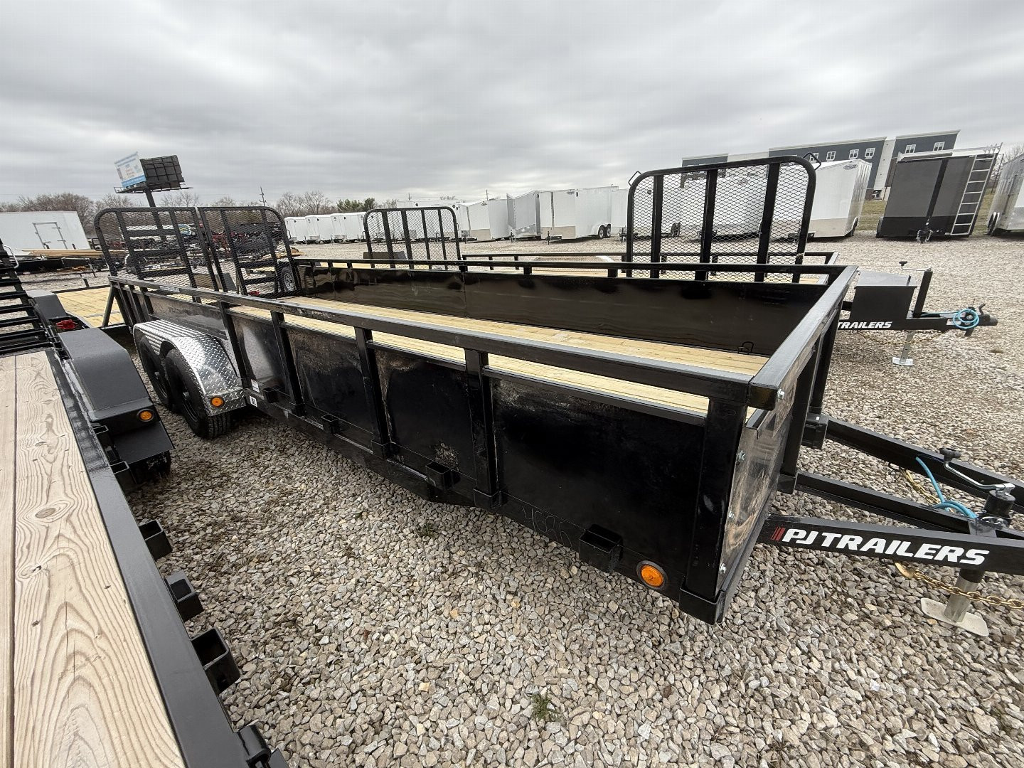 New 2025 PJ Trailers UL222 Utility Trailer 83X22 TA STRAIGHT DECK (GVW:9900) METAL SIDES
