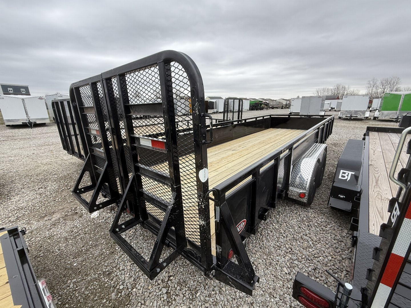 New 2025 PJ Trailers UL222 Utility Trailer 83X22 TA STRAIGHT DECK (GVW:9900) METAL SIDES