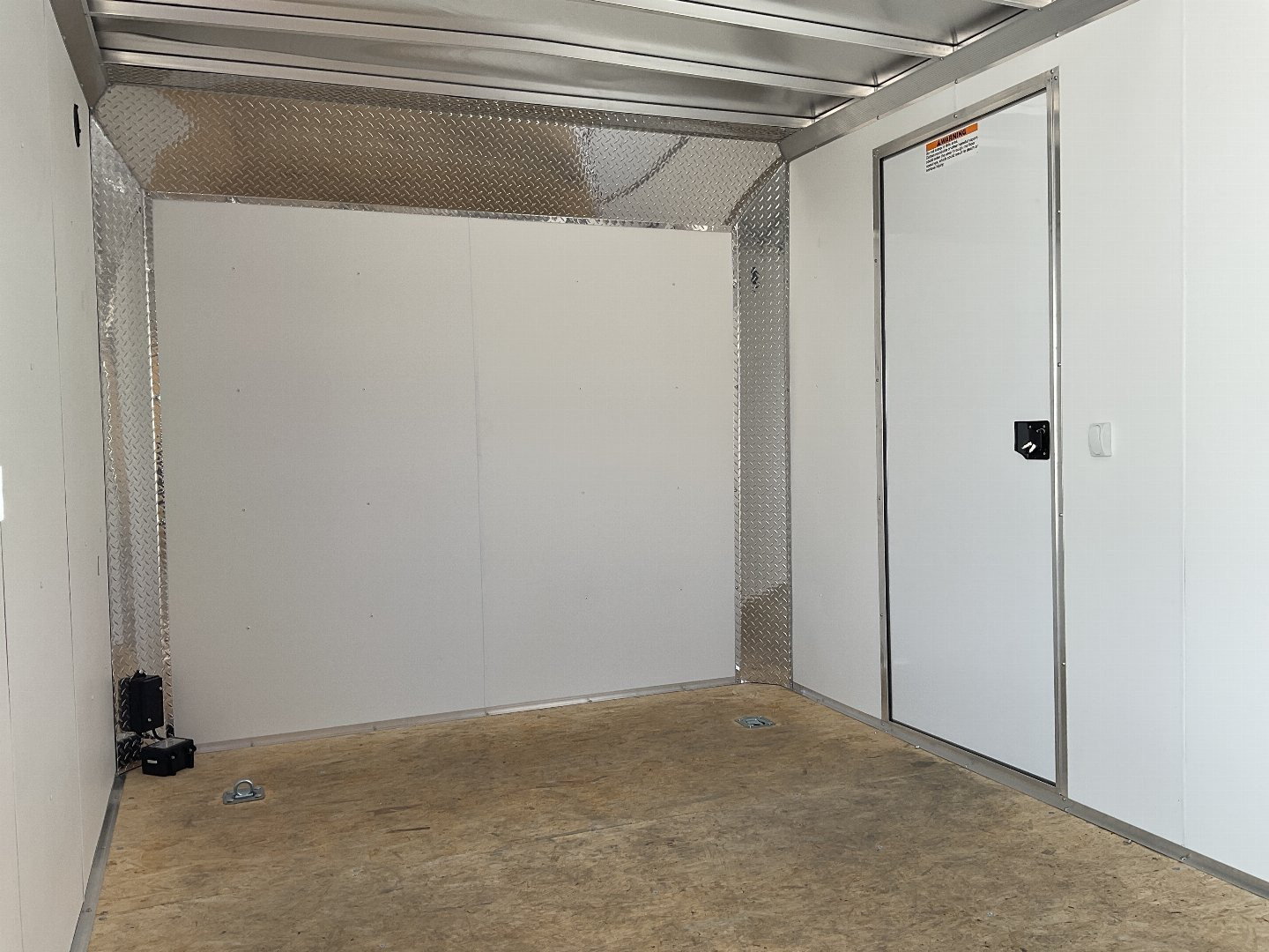 New 2025 ALCOM EZEC8.5X20CH Car Hauler