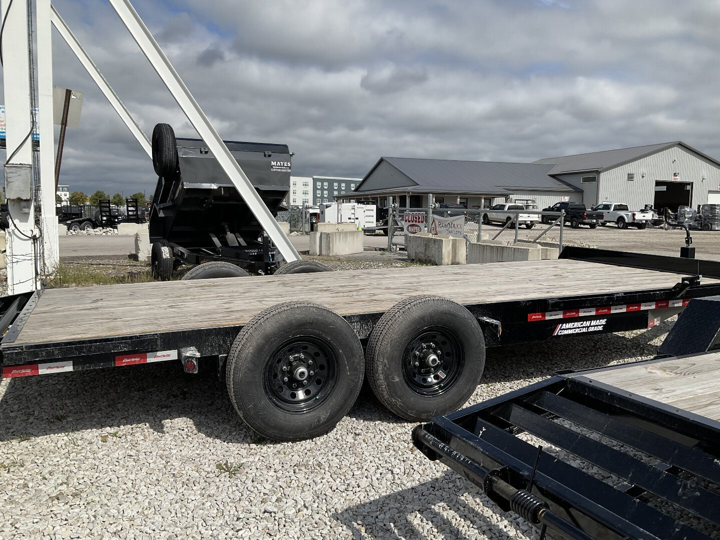New 2025 LIBERTY LE14K83X18+2C6 Equipment Trailer 83X20 TA (GVW:14000) BLACK