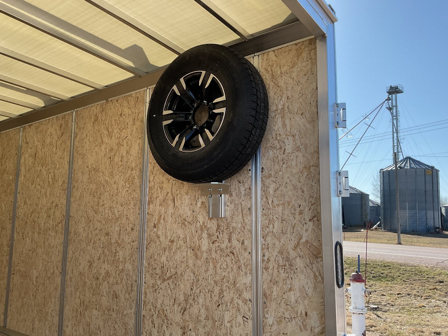 New 2025 ALCOM EZEC8.5X20UCP Cargo / Enclosed Trailer