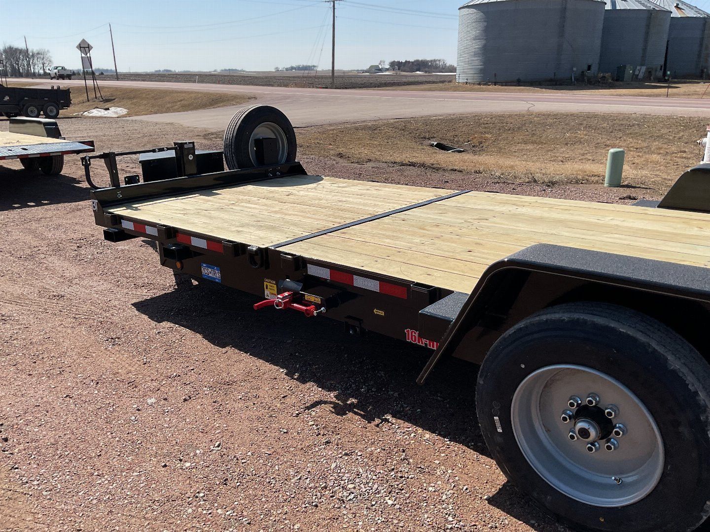 New 2025 Behnke TBCT2216ET