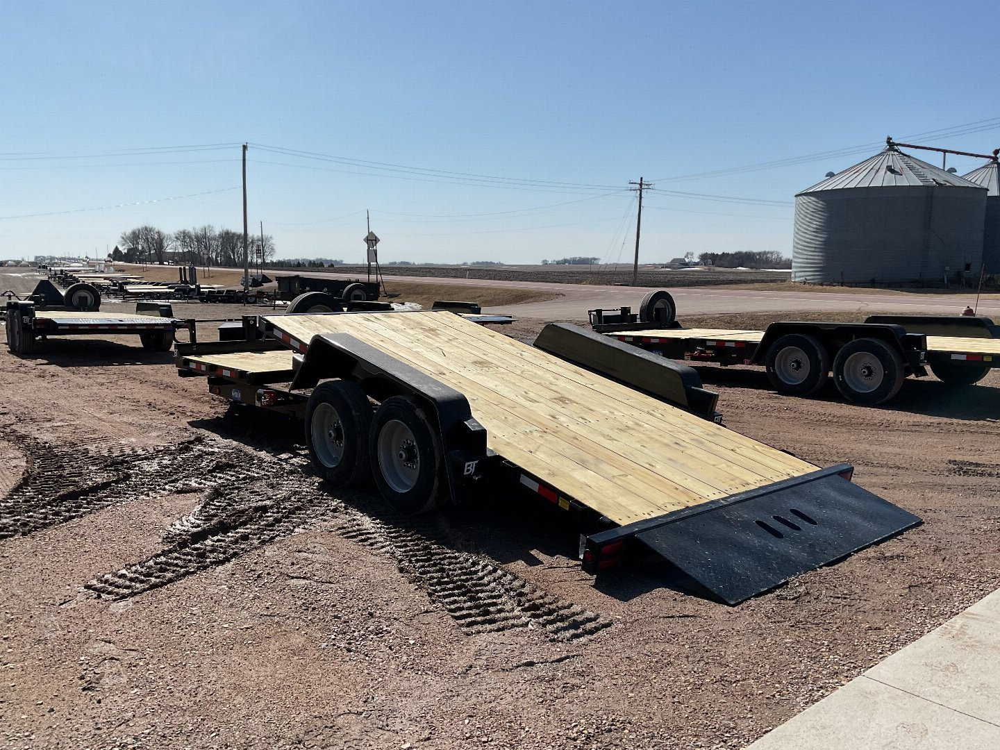 New 2025 Behnke TBCT2216ET