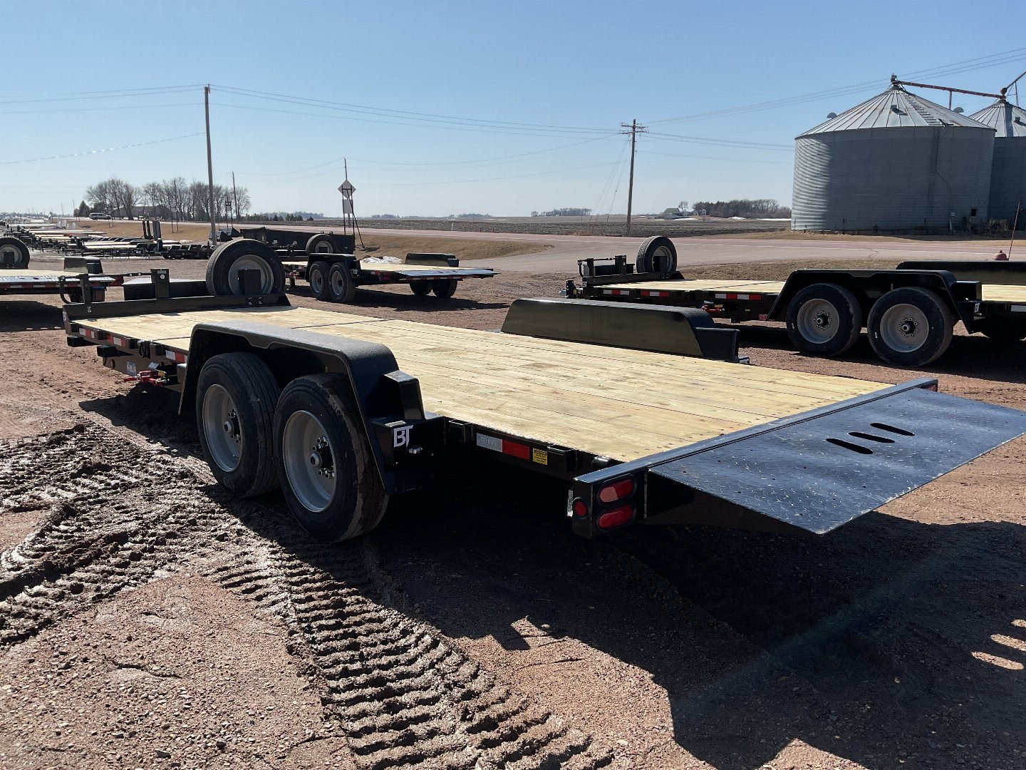 New 2025 Behnke TBCT2216ET