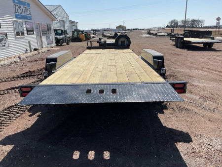 New 2025 Behnke TBCT2216ET