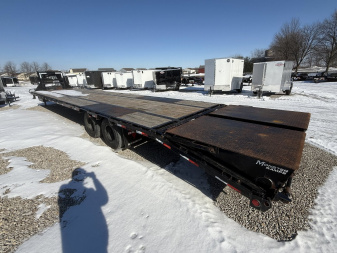 Used USED 2021 PJ Trailers LD402 Equipment Trailer 102x40 TA DUAL GOOSENECK DOVETAIL (GVW: 25000) BLACK W/ MONSTER RAMPS