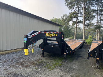New 2026 Big Tex Trailers 25GN-33D5A Flatbed Trailer