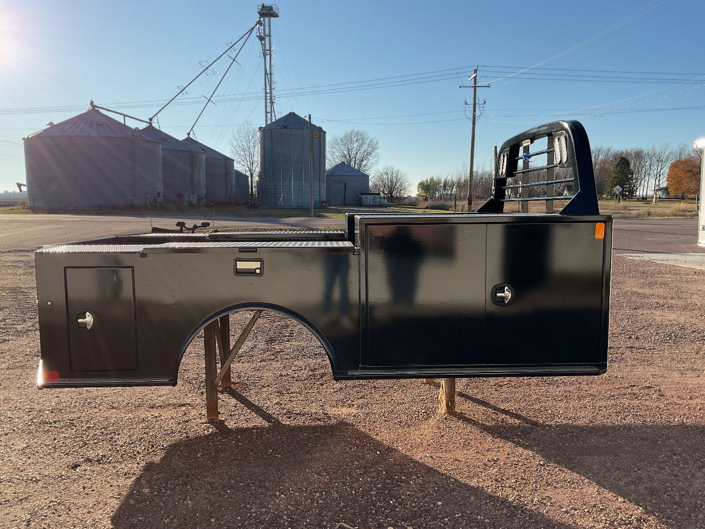 New 2026 CM Truck Beds TM 11'4/94/84/34 SD DLX Truck Bodies