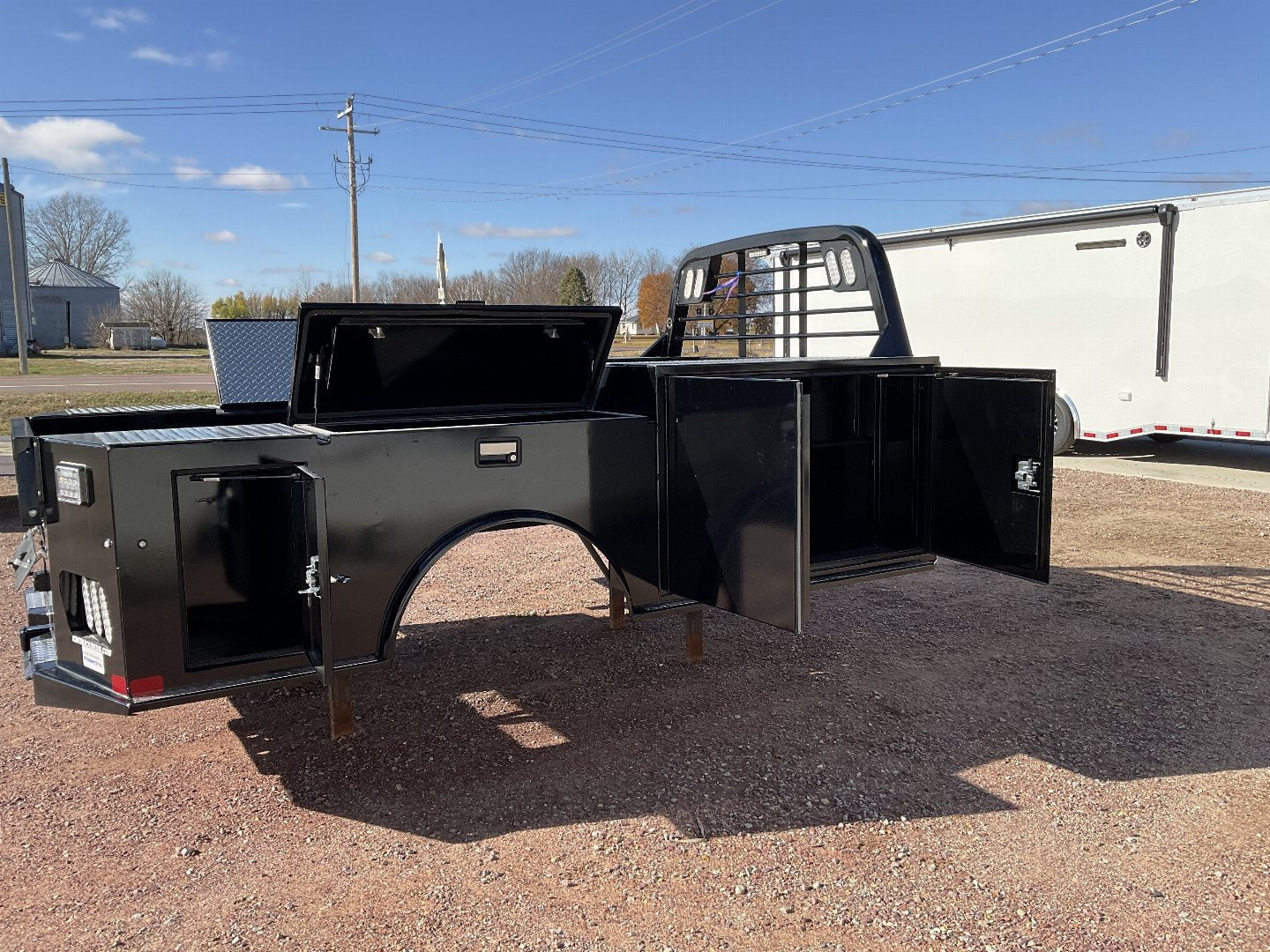 New 2026 CM Truck Beds TM 11'4/94/84/34 SD DLX Truck Bodies