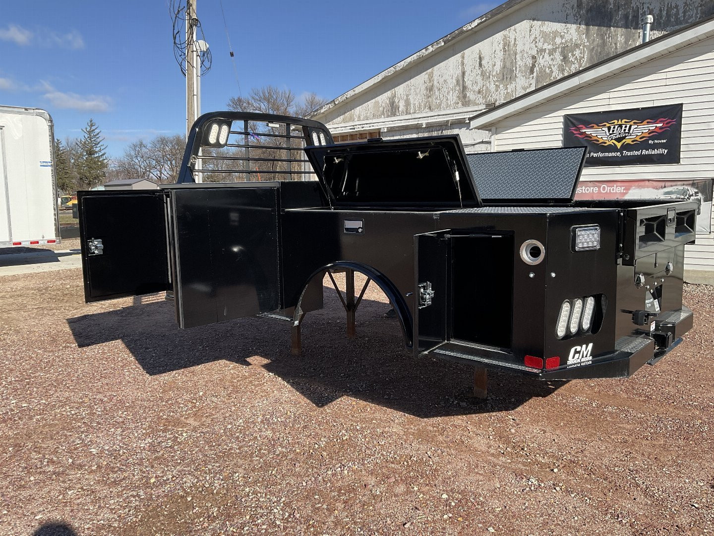 New 2026 CM Truck Beds TM 11'4/94/84/34 SD DLX Truck Bodies