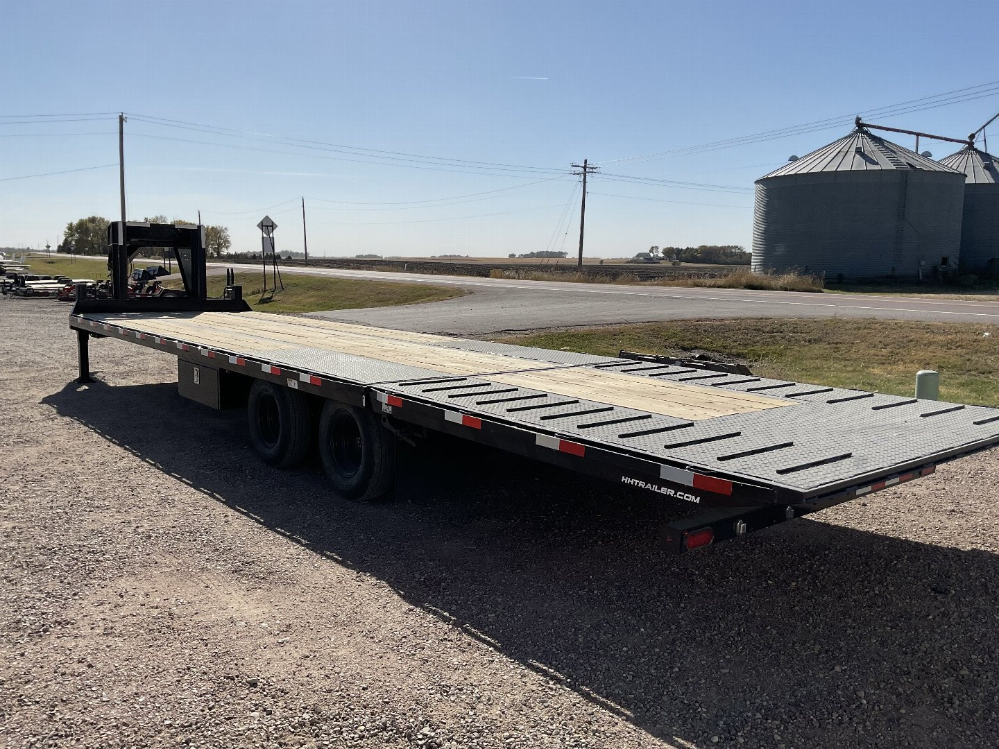 New 2025 H&H Trailers TH25+9HTHD-GN-259 Equipment Trailer
