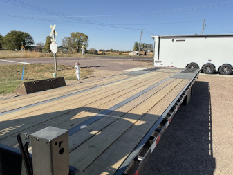 New 2025 H&H Trailers TH25+9HTHD-GN-259 Equipment Trailer