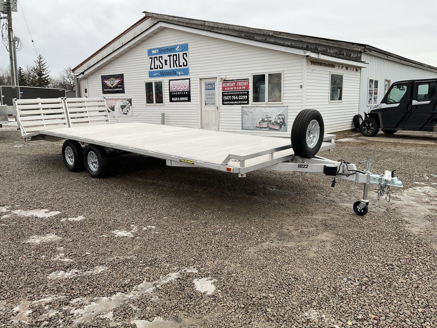 New 2025 Aluma 1022-BT Landscape Trailer