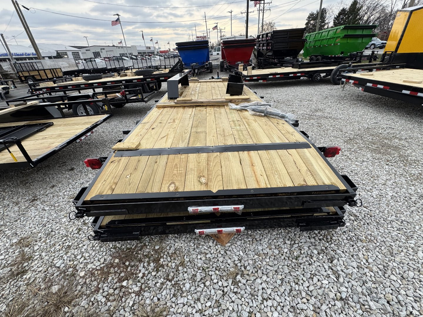 New 2025 AMO UT182 Car Hauler 82x18 TA DOVETAIL (GVW:7000) SLIDE IN RAMPS