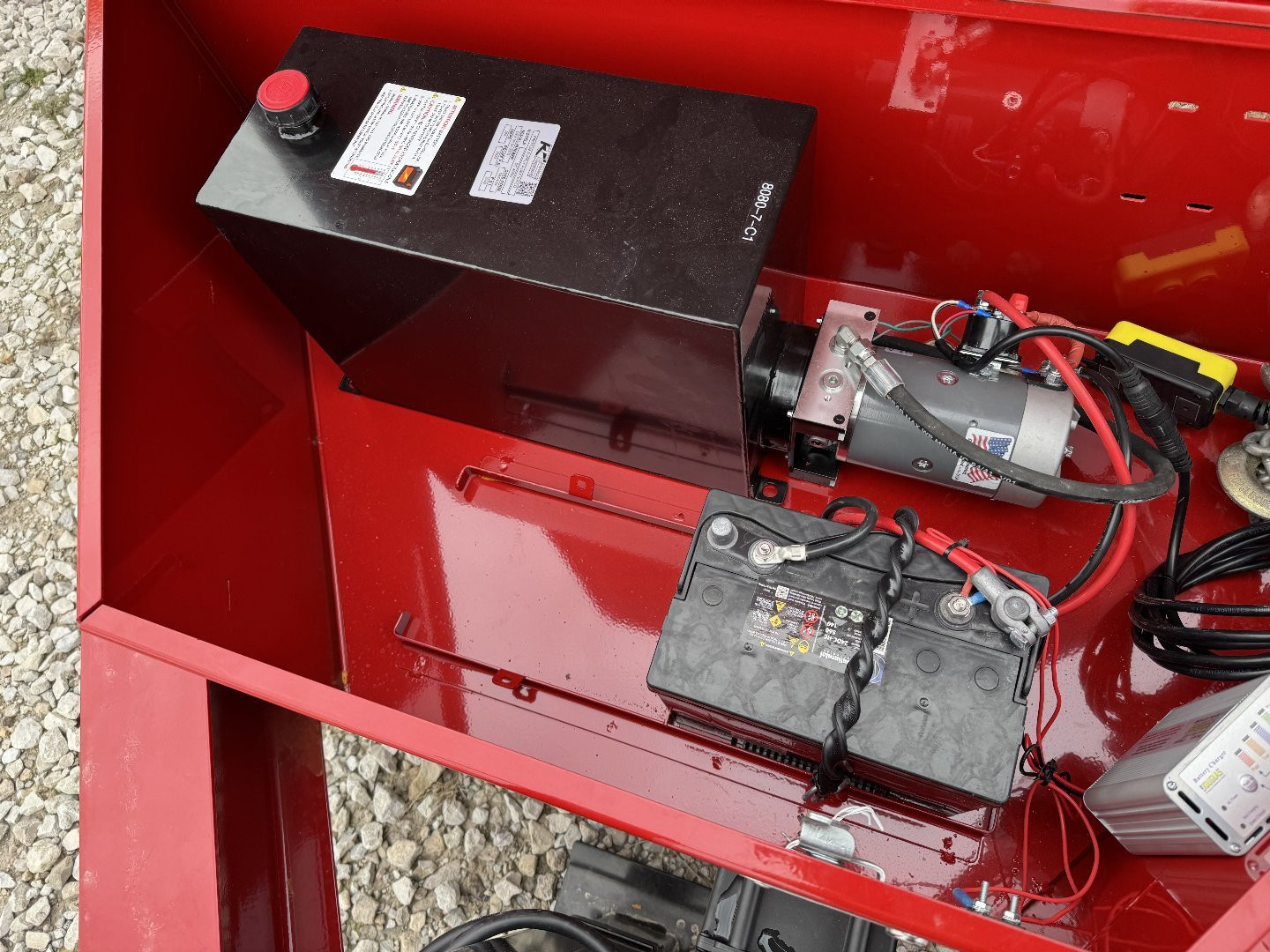 New 2025 Liberty LD14K83X16B8TSHS Dump Trailer 83X16 TA (GVW:15400) PATRIOT RED