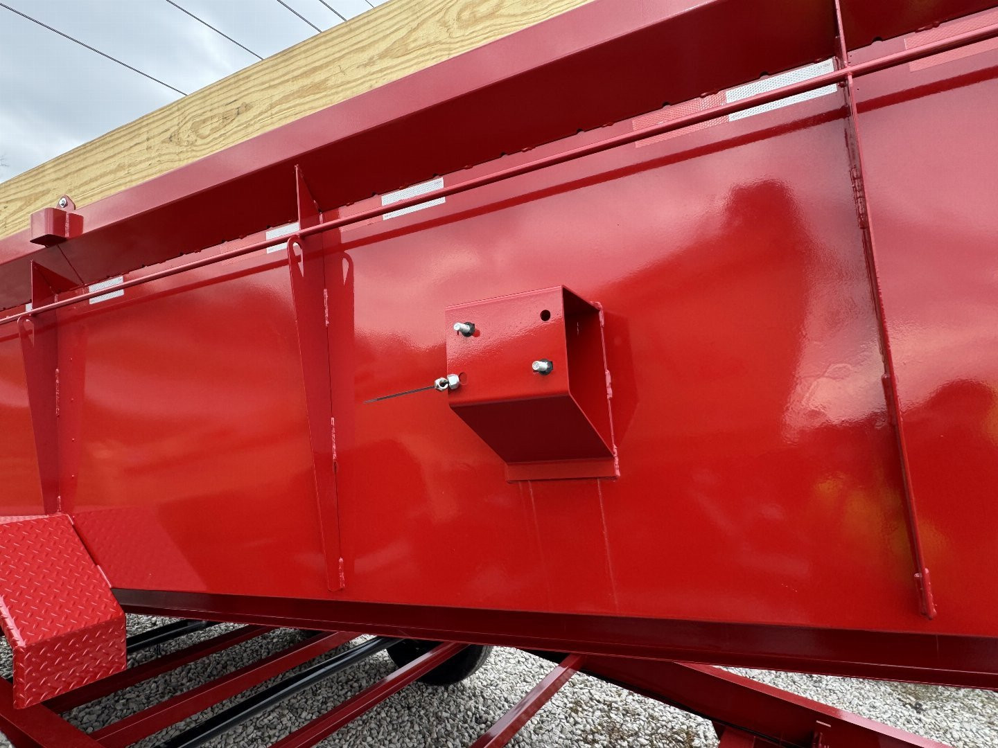 New 2025 Liberty LD14K83X16B8TSHS Dump Trailer 83X16 TA (GVW:15400) PATRIOT RED