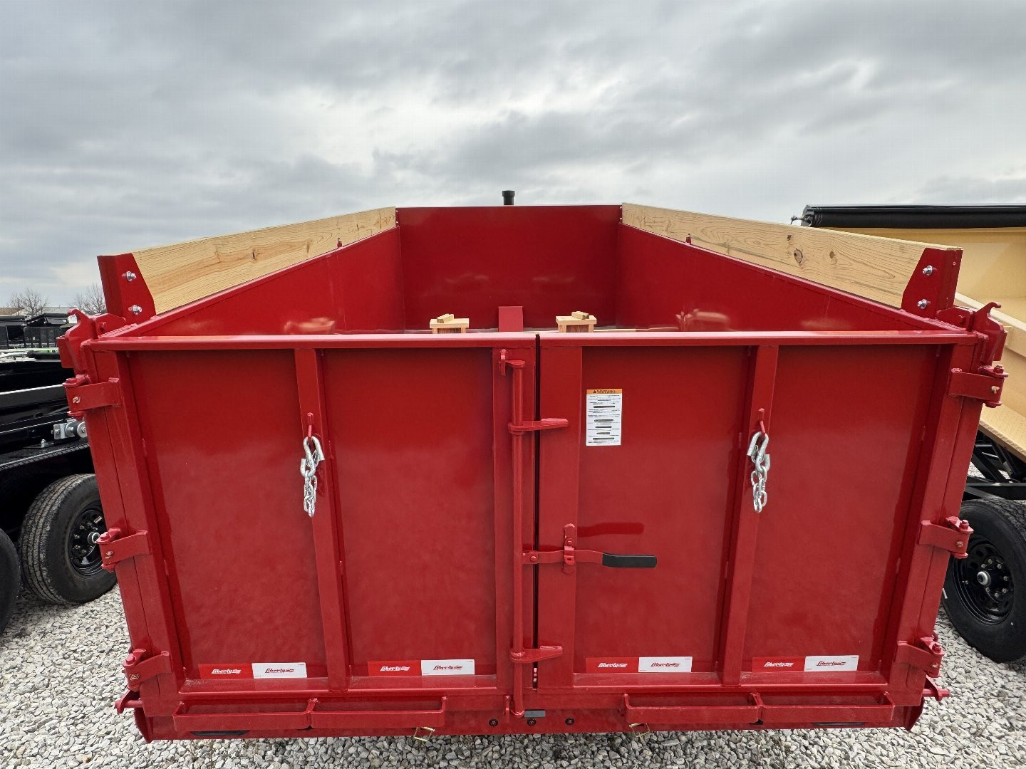 New 2025 Liberty LD14K83X16B8TSHS Dump Trailer 83X16 TA (GVW:15400) PATRIOT RED