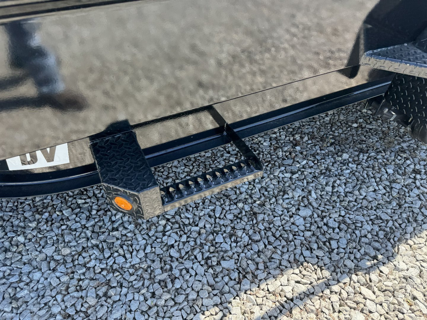 New 2024 PJ Trailers DV142 Dump Trailer 83X14 TA SPLIT GATE(GVW:14000) BLACK