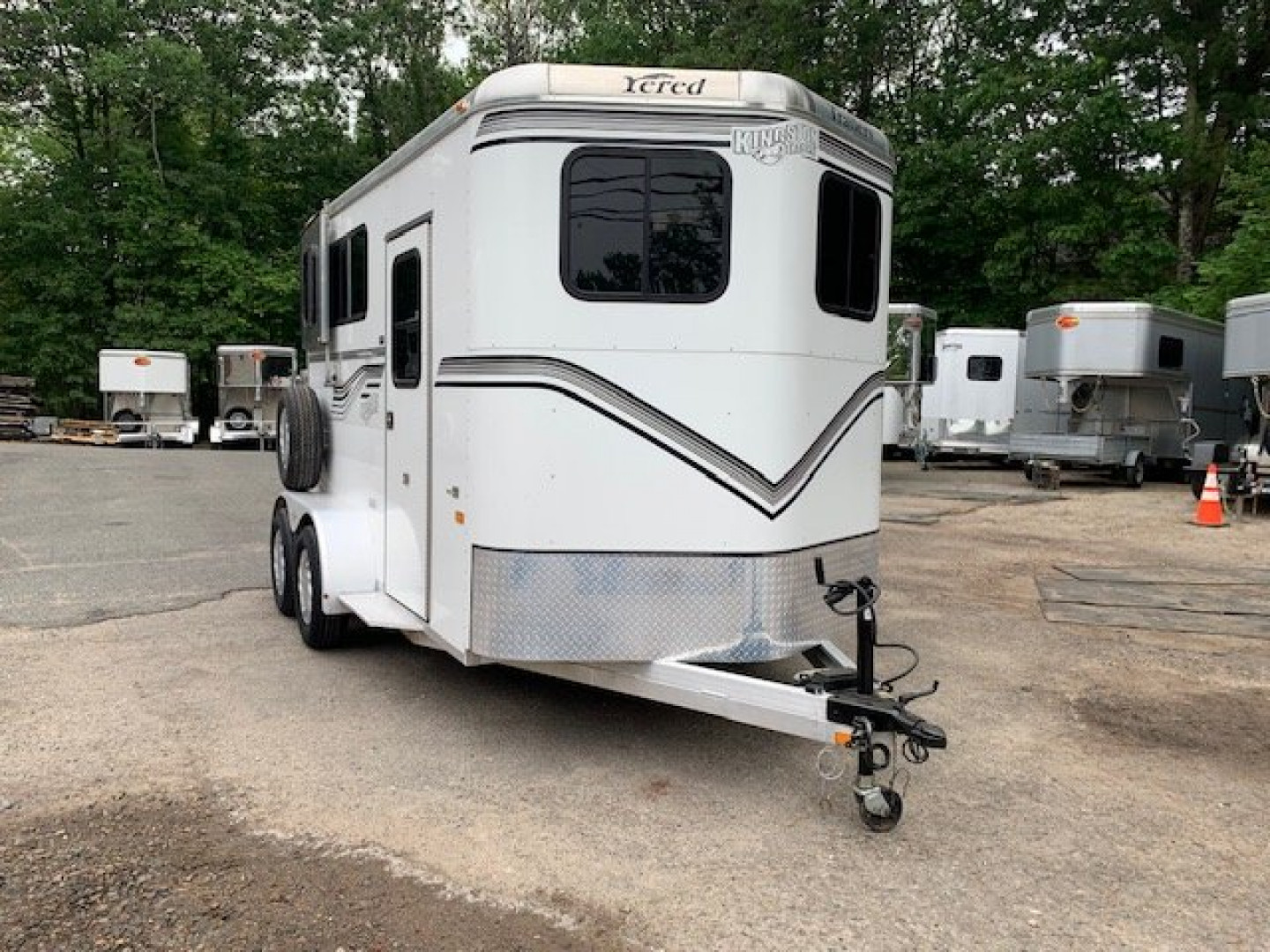 Used 2017 Kingston Trailers 2h Elite Horse Trailer