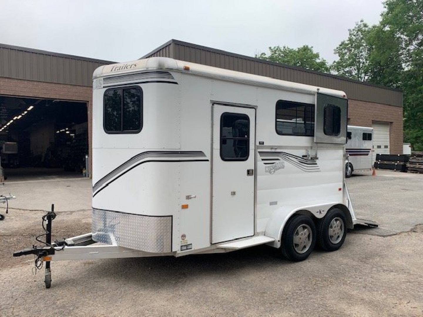 Used 2017 Kingston Trailers 2h Elite Horse Trailer