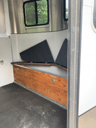 Used 2017 Kingston Trailers 2h Elite Horse Trailer