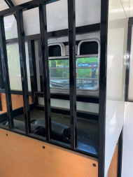 Used 2004 Trailers USA 2h D/room Horse Trailer