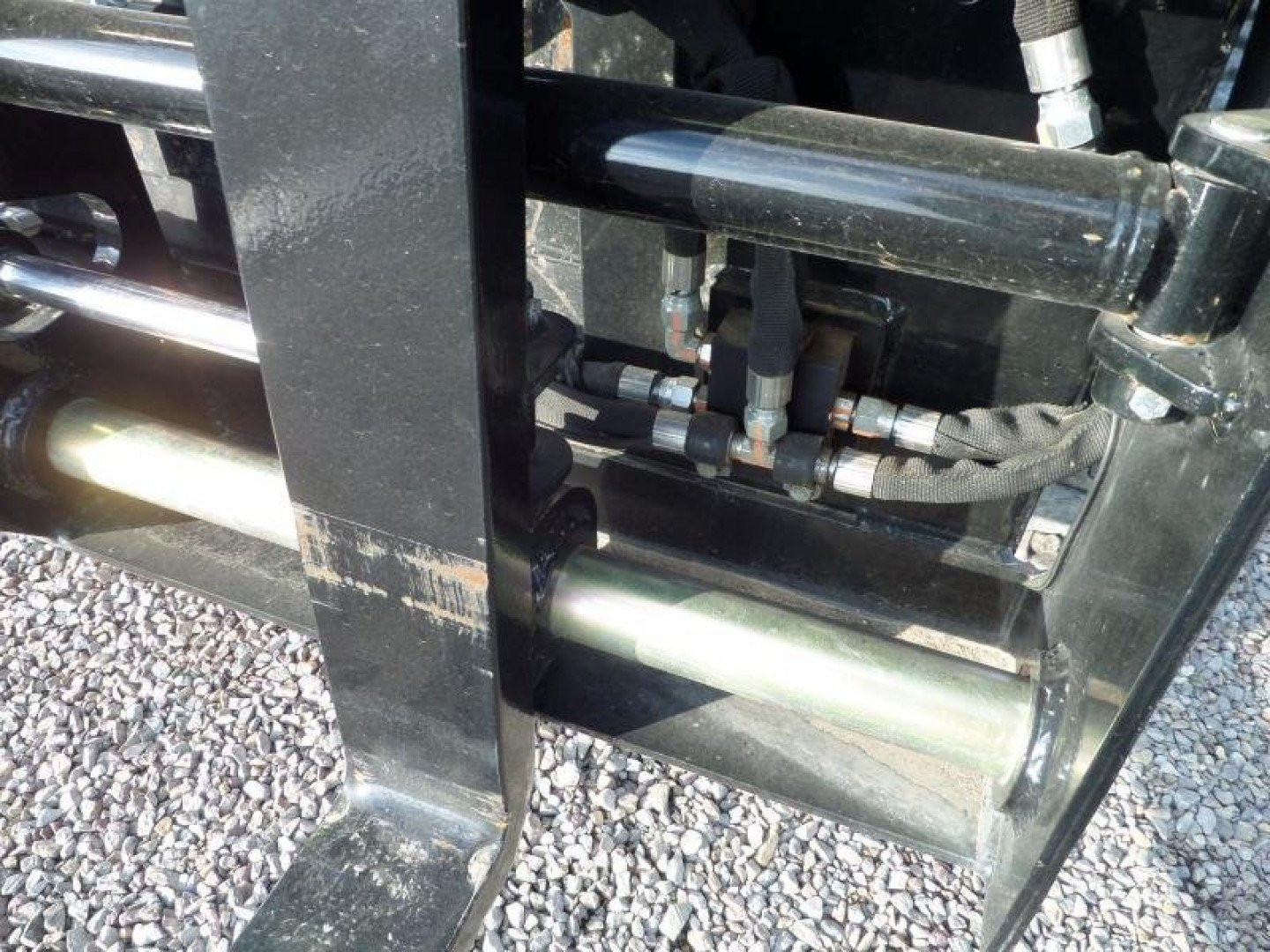 New 2023 Midsota HYDRAULIC POSITION PALLET FORKS Attachment