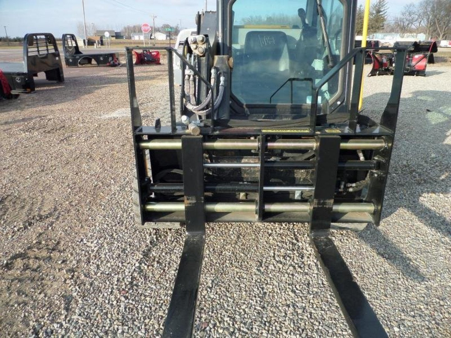 New 2023 Midsota HYDRAULIC POSITION PALLET FORKS Attachment