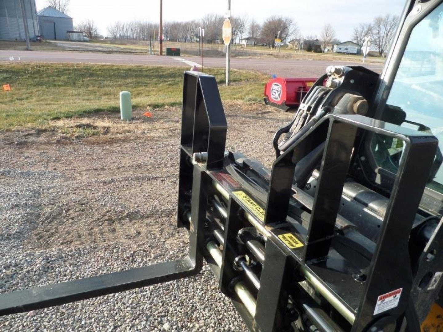 New 2023 Midsota HYDRAULIC POSITION PALLET FORKS Attachment