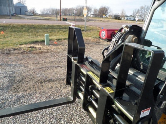 New 2023 Midsota HYDRAULIC POSITION PALLET FORKS Attachment