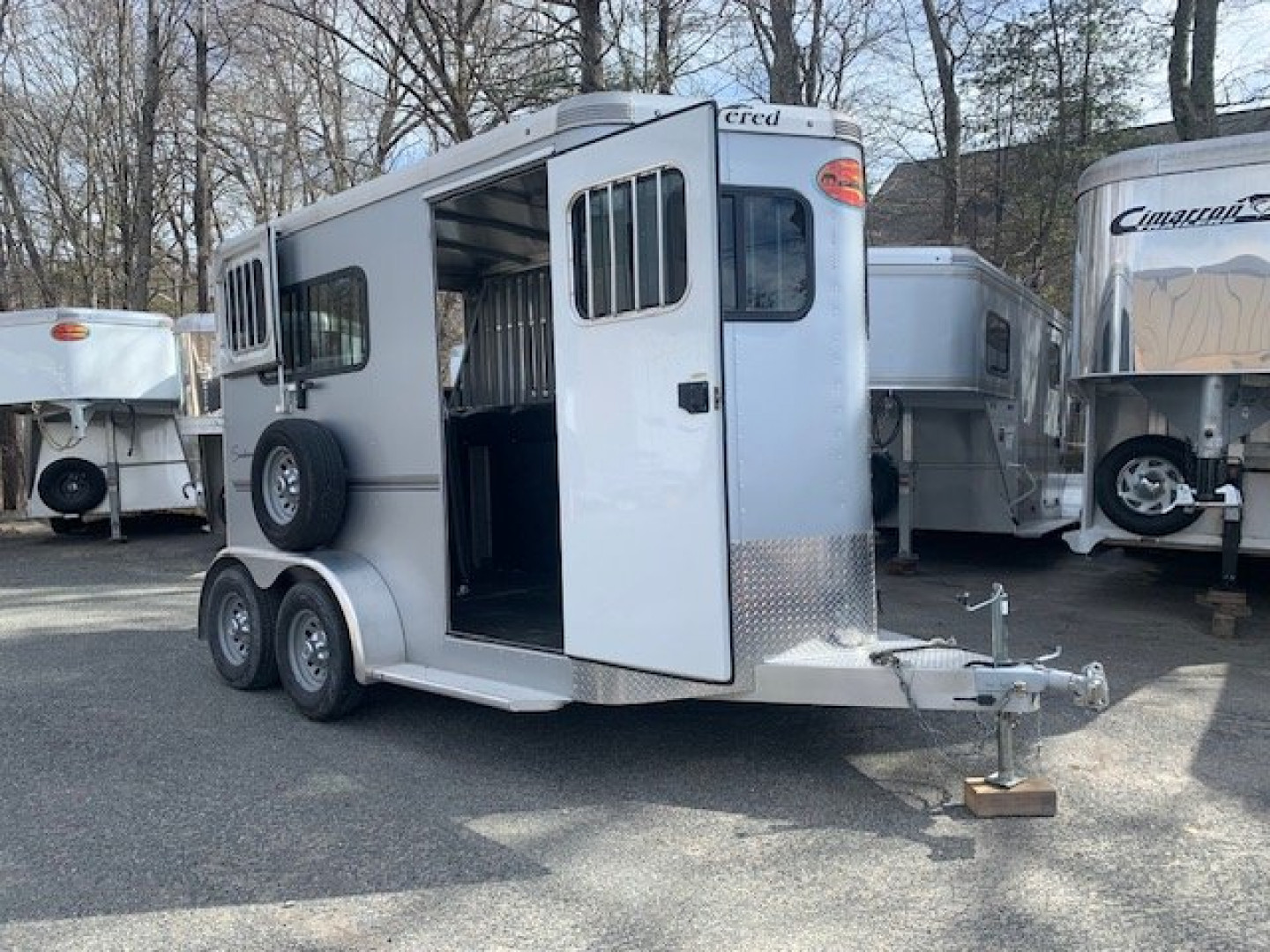 Used 2022 Sundowner Trailers 2h Elite BP Horse Trailer