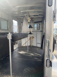 Used 2022 Sundowner Trailers 2h Elite BP Horse Trailer