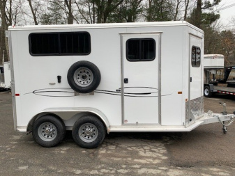 New 2025 Frontier Trailers 2h D/room Horse Trailer