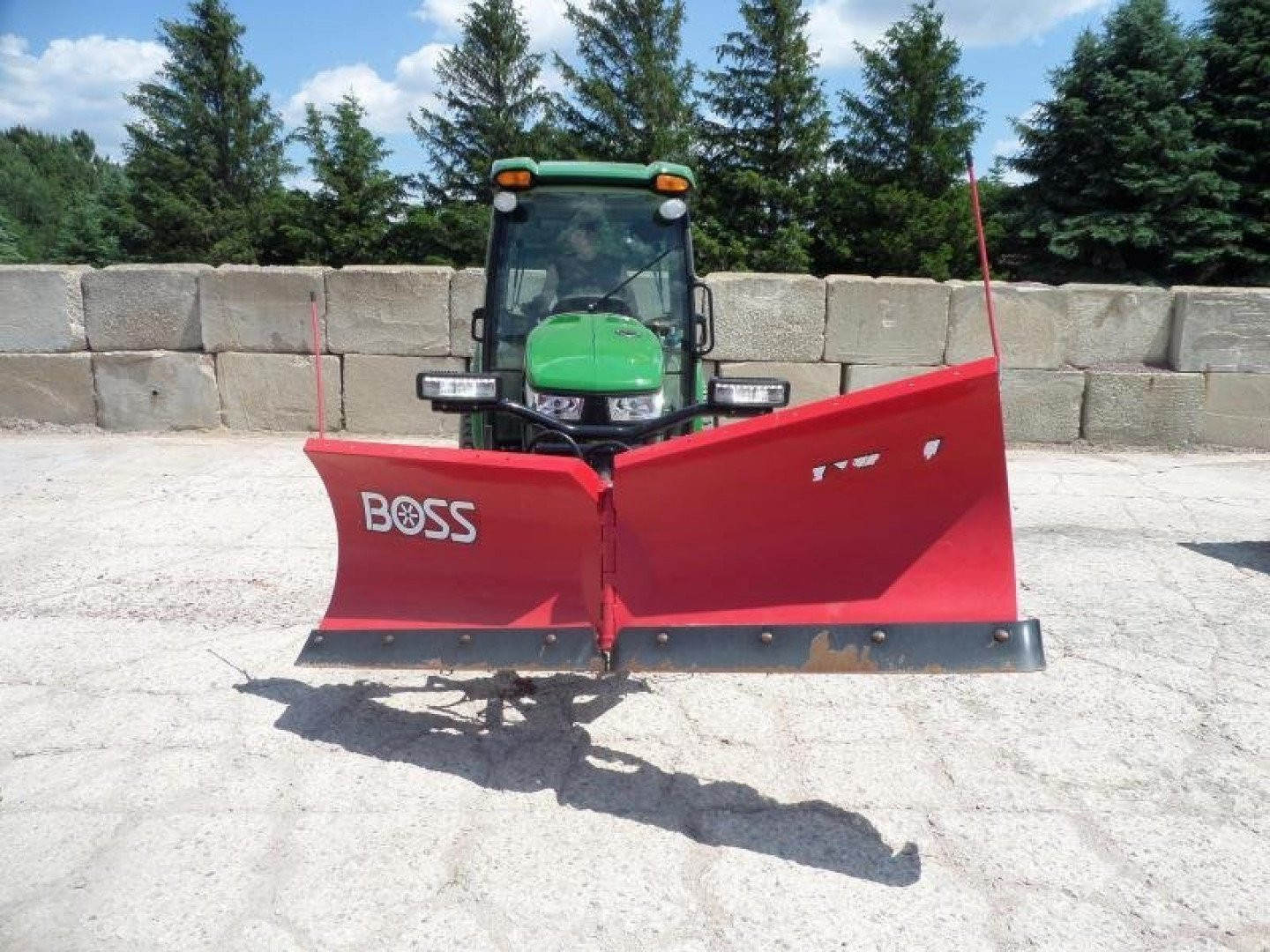 New 2025 BOSS 7'6" htx v-plow Snow Plow