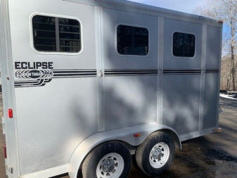 Used 2012 Eclipse 3h Slant Bumper Pull Horse Trailer