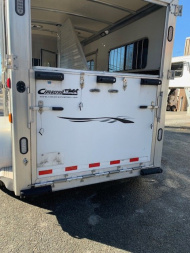 Used 2008 Cimarron Trailers 2h G/N D/Room Horse Trailer