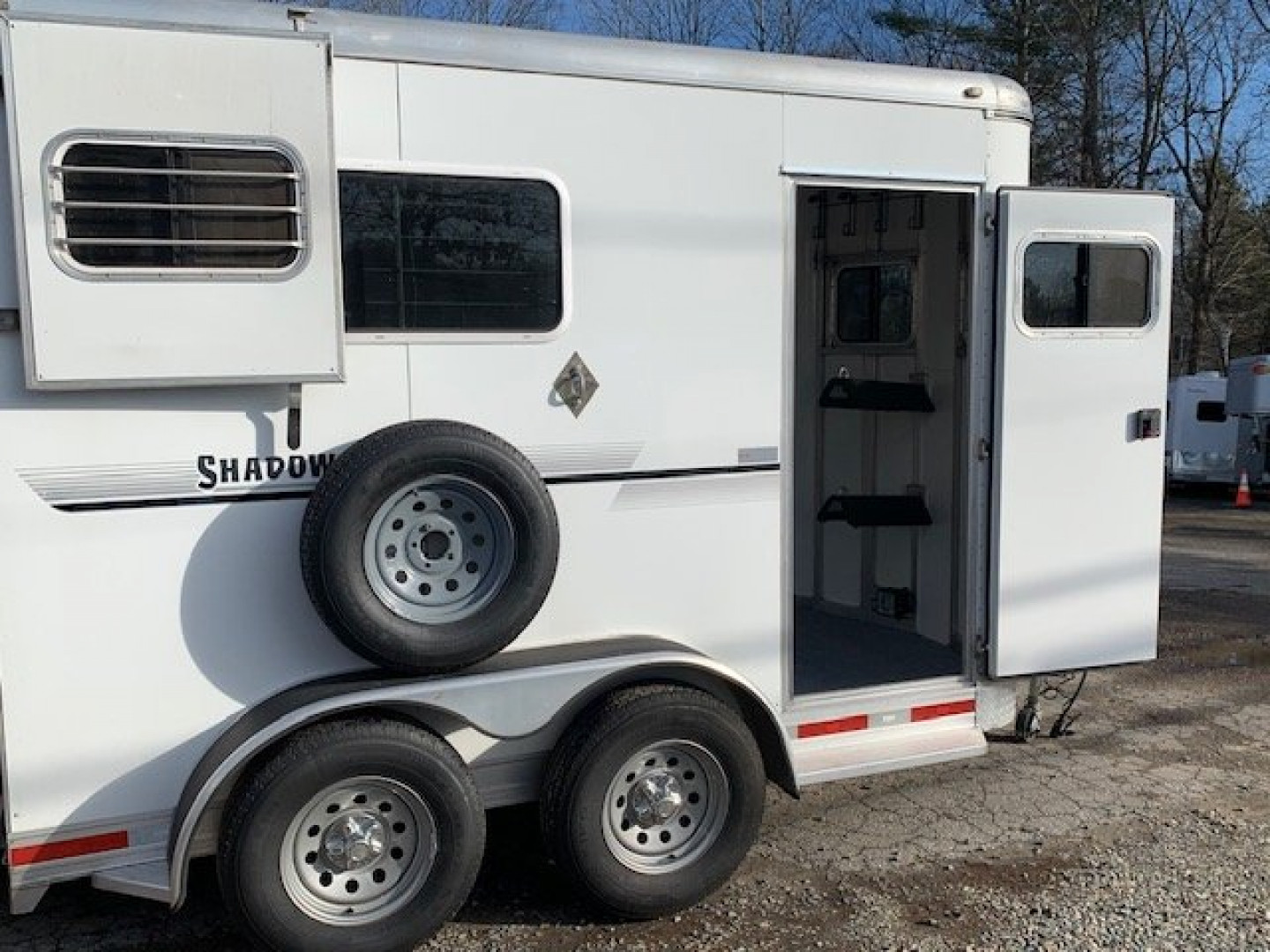 Used 2009 Shadow 2H Thorobrd Horse Trailer