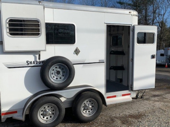 Used 2009 Shadow 2H Thorobrd Horse Trailer