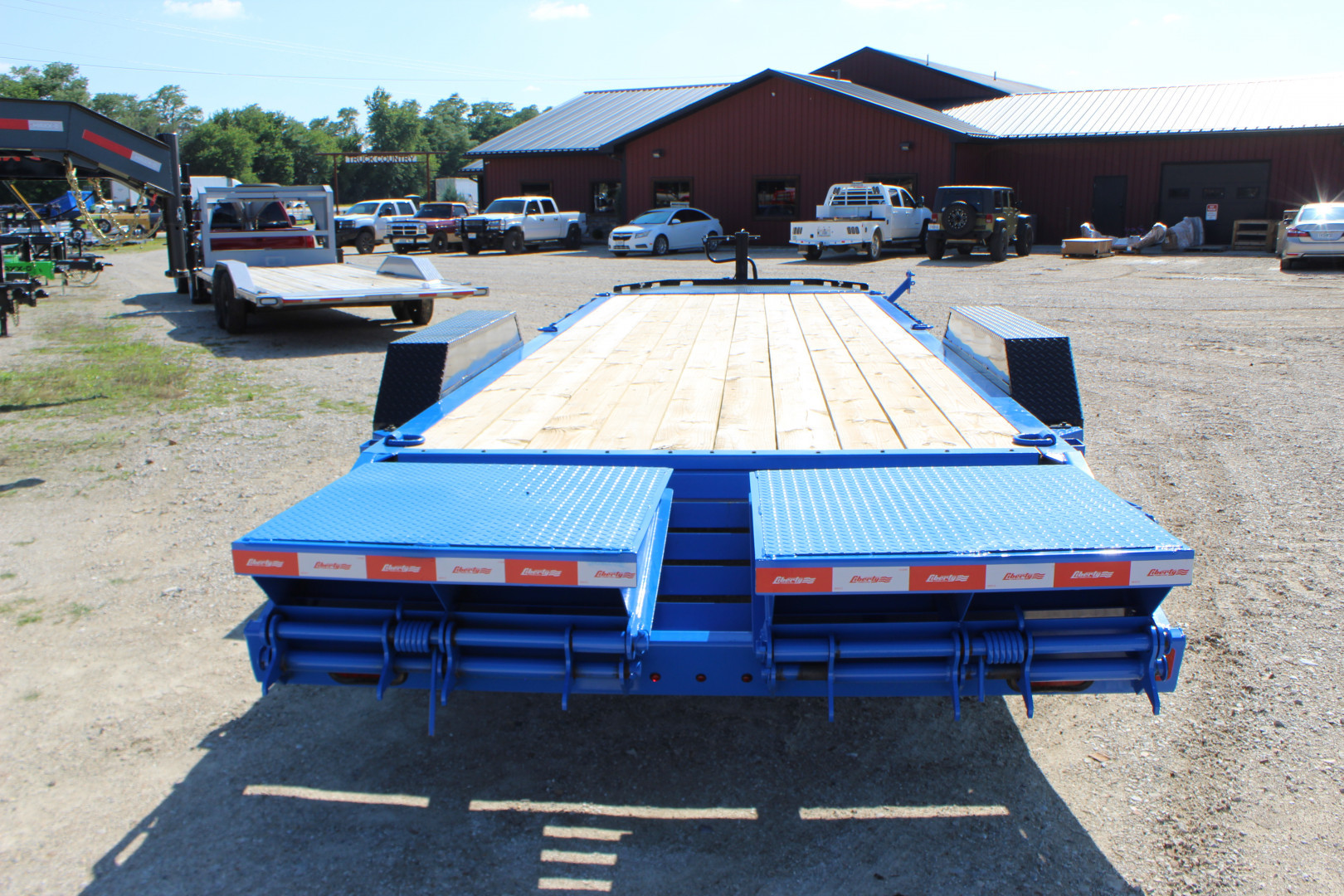 New 2025 LIBERTY LE 22' Equipment Trailer