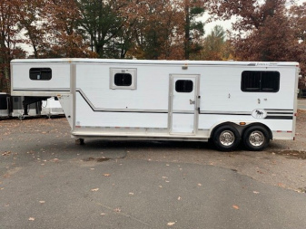 Used 2004 Jamco 2+1 G/N Horse Trailer