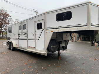 Used 2004 Jamco 2+1 G/N Horse Trailer